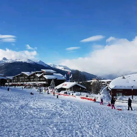 Duplex Face Aux Pistes Daire *